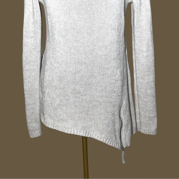 Carbon2Cobalt Tan Gray Cotton Sweater w/ Collar Cutouts & Asymmetrical Hem, S - Picture 10 of 16